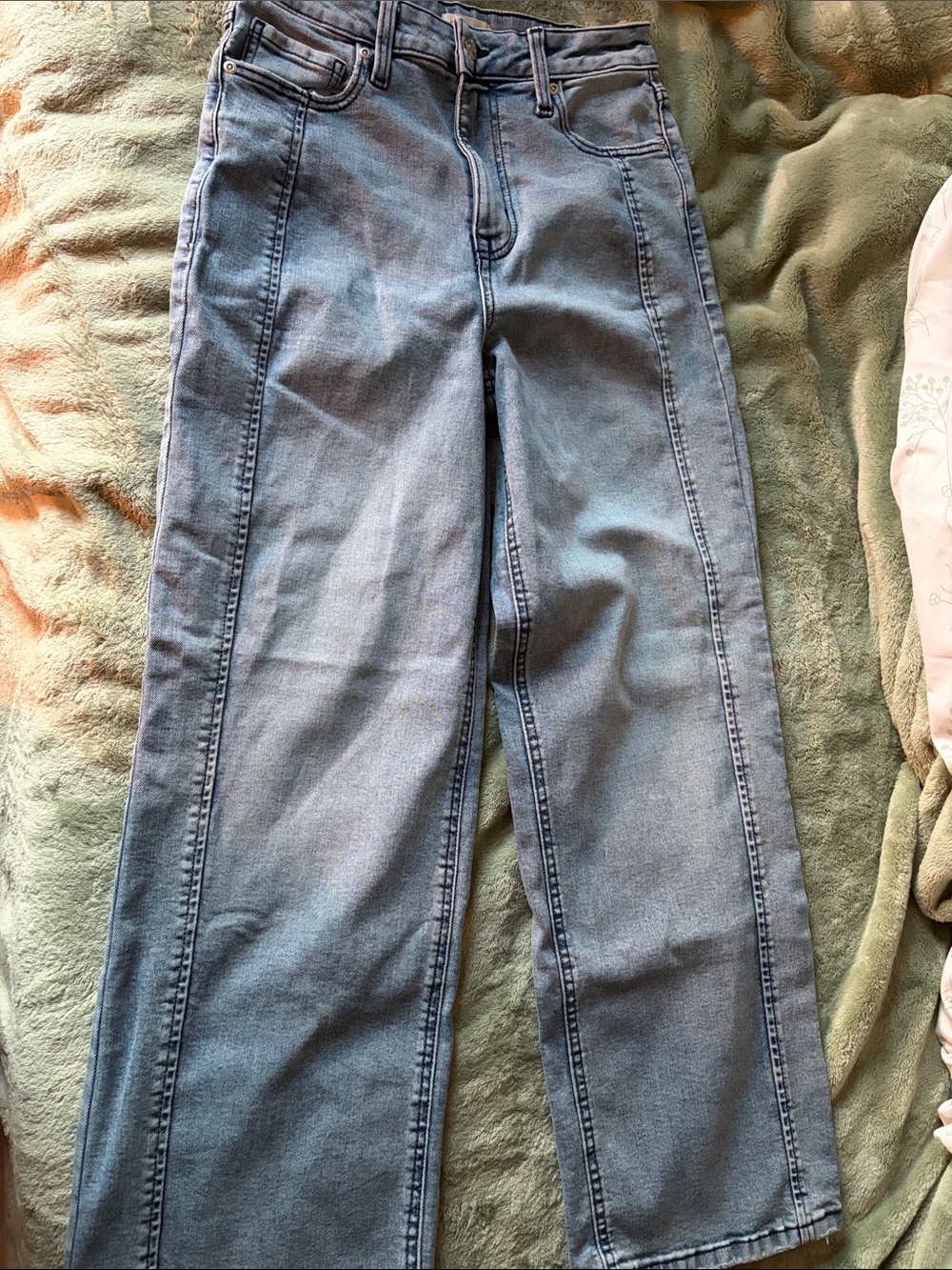 Maurices Women's Straight Leg Jeans in Faded Blue